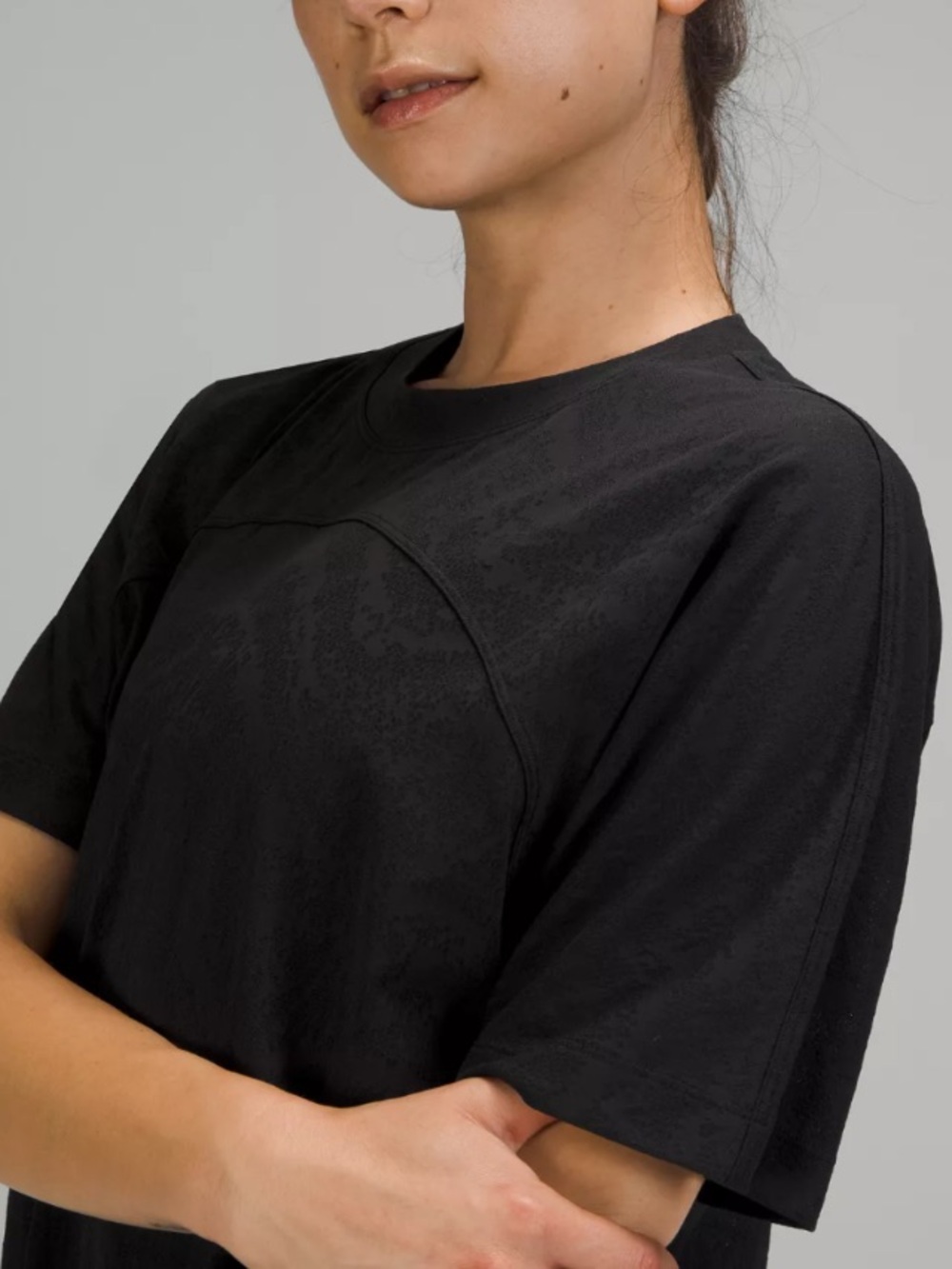 Lululemon Relaxed Fit Training Tee